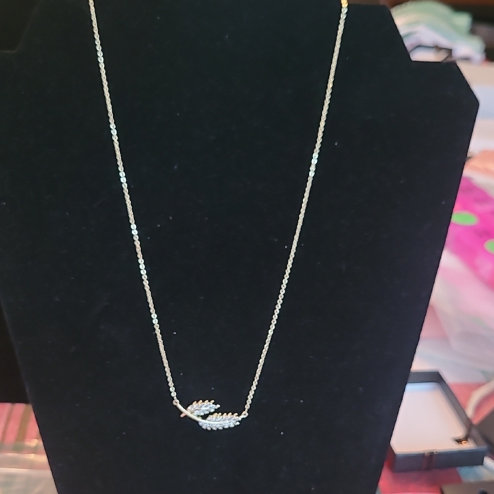 Pretty Bird White Goldplated Leaf Necklace